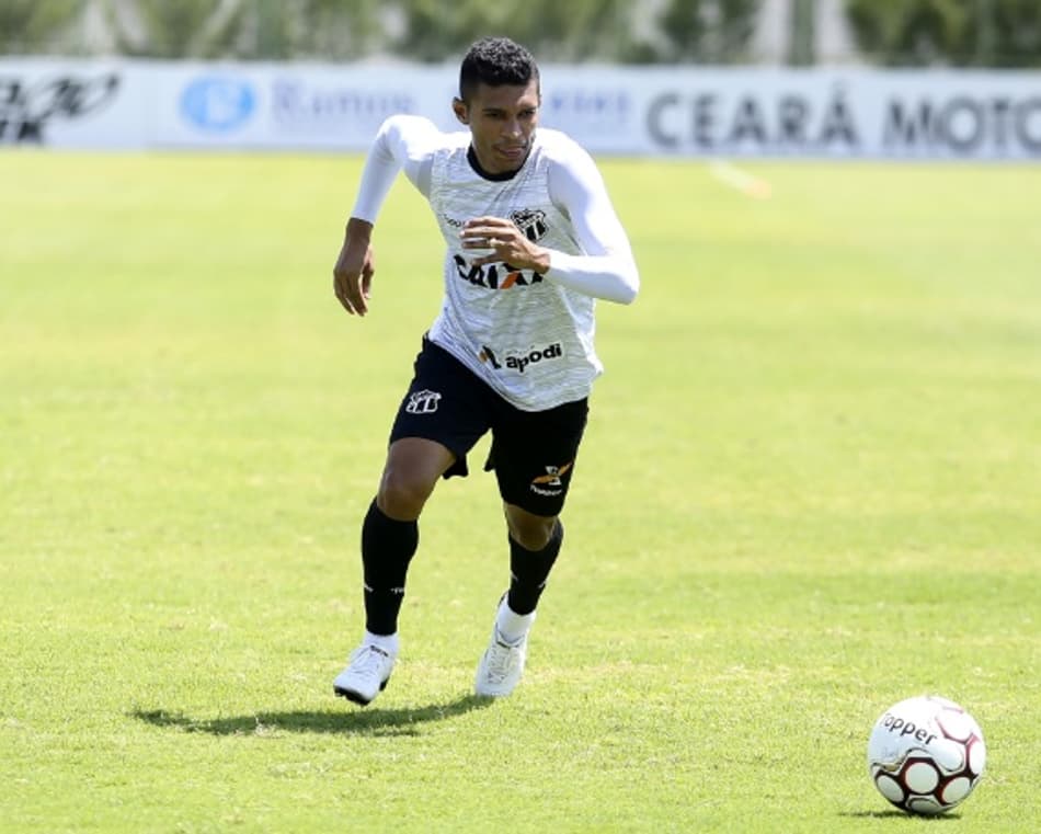 Marcelo Chamusca começa a esboçar Ceará para o último jogo do ano