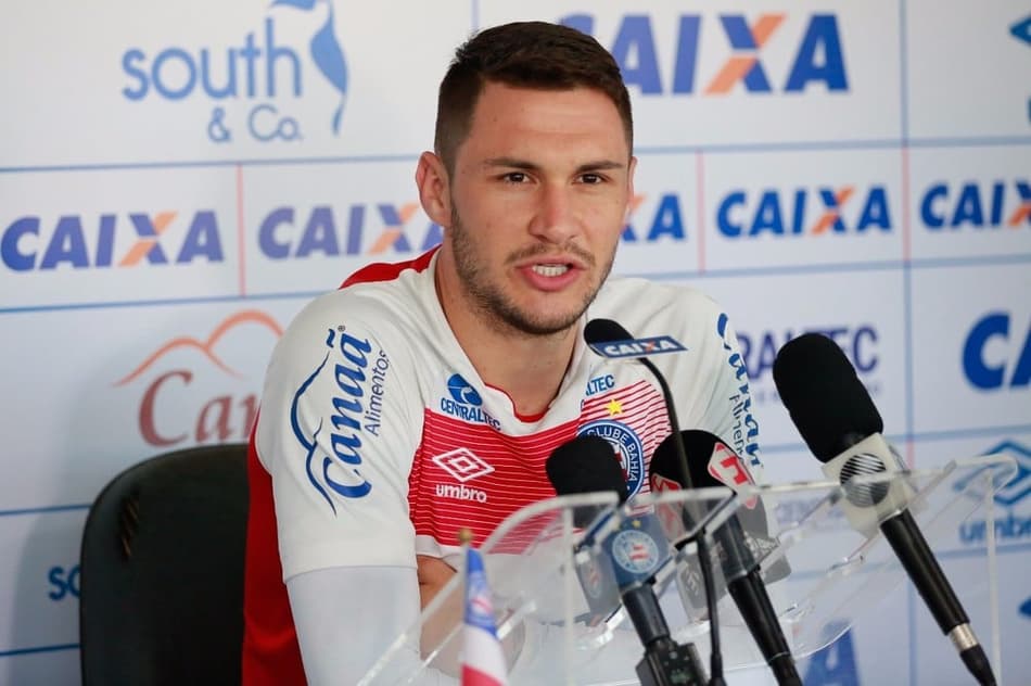 "Faltou frieza na hora da conclusão", analisa zagueiro do Bahia