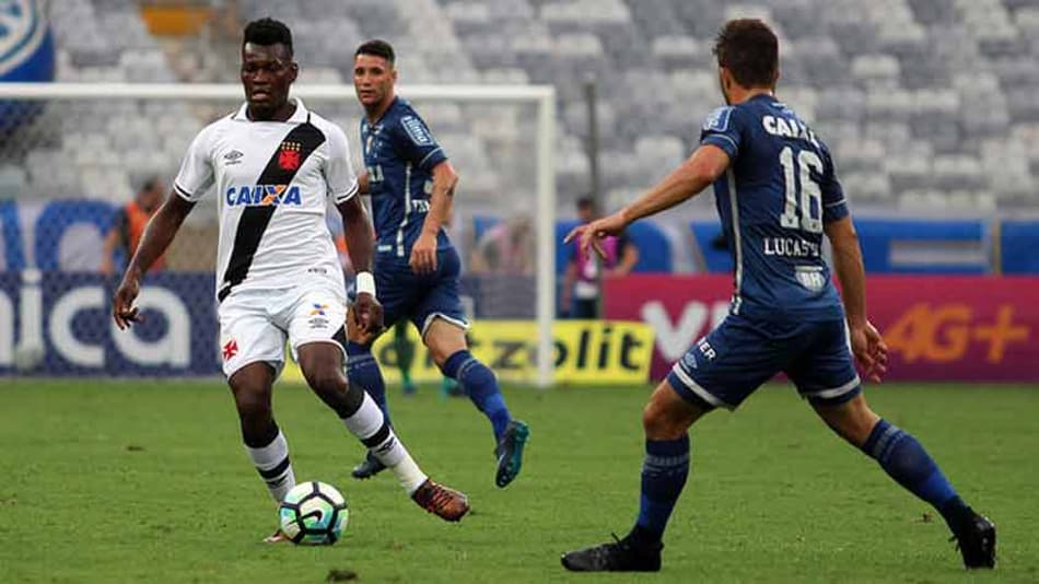 Revés no Mineirão aponta características que o Cruzeiro deve buscar no mercado