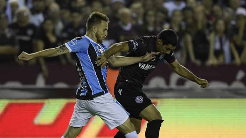 Presidente do Lanús parabeniza elenco por campanha na Libertadores