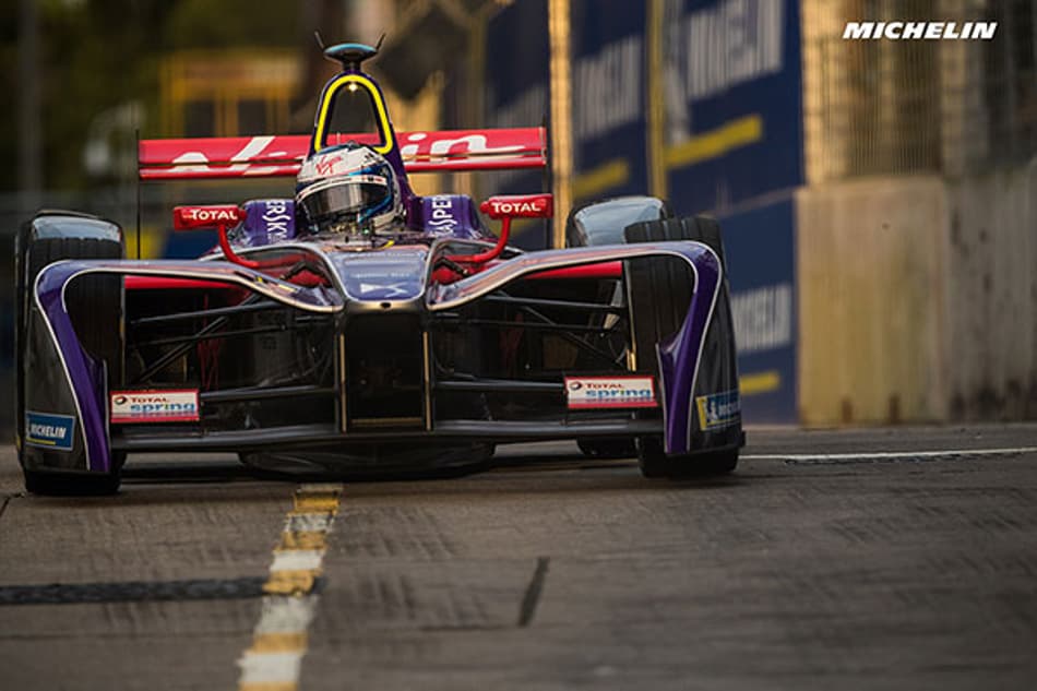 F-E: Sam Bird é punido e perderá dez posições no grid da segunda corrida em Hong Kong