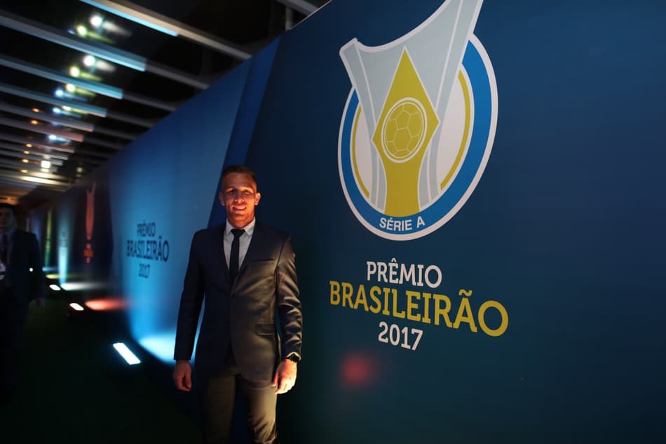 Outro na briga: Real Madrid também deseja a contratação de Arthur