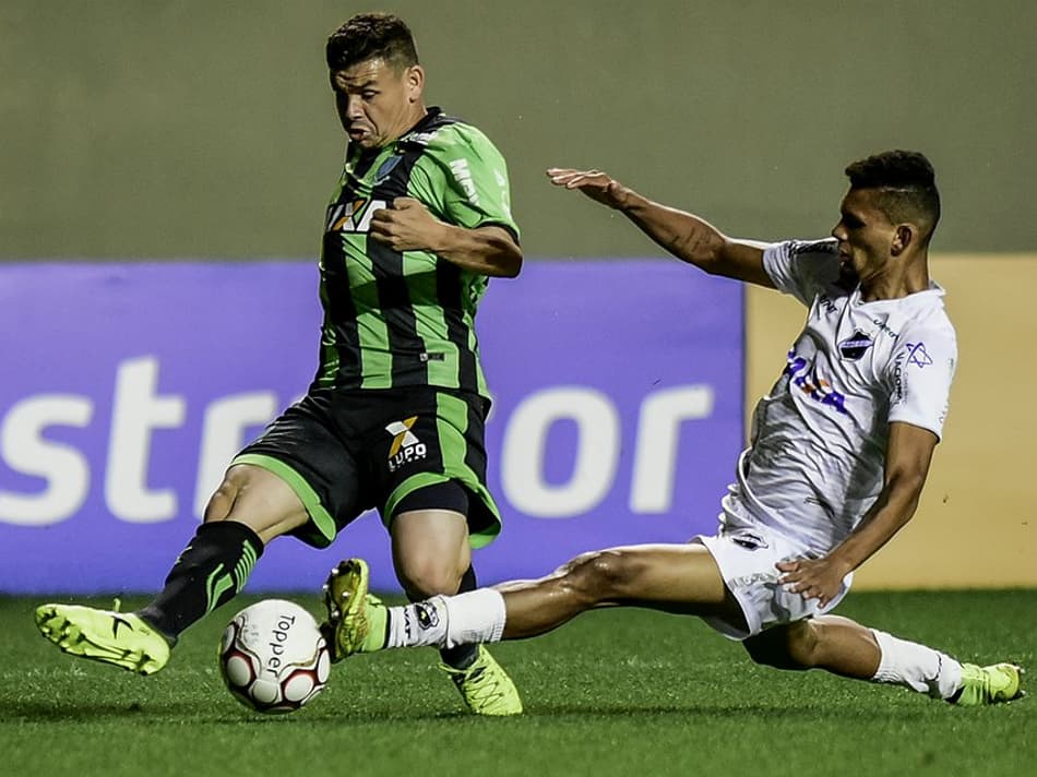 Destaque do campeão da Série B, meia Ruy tem futuro incerto