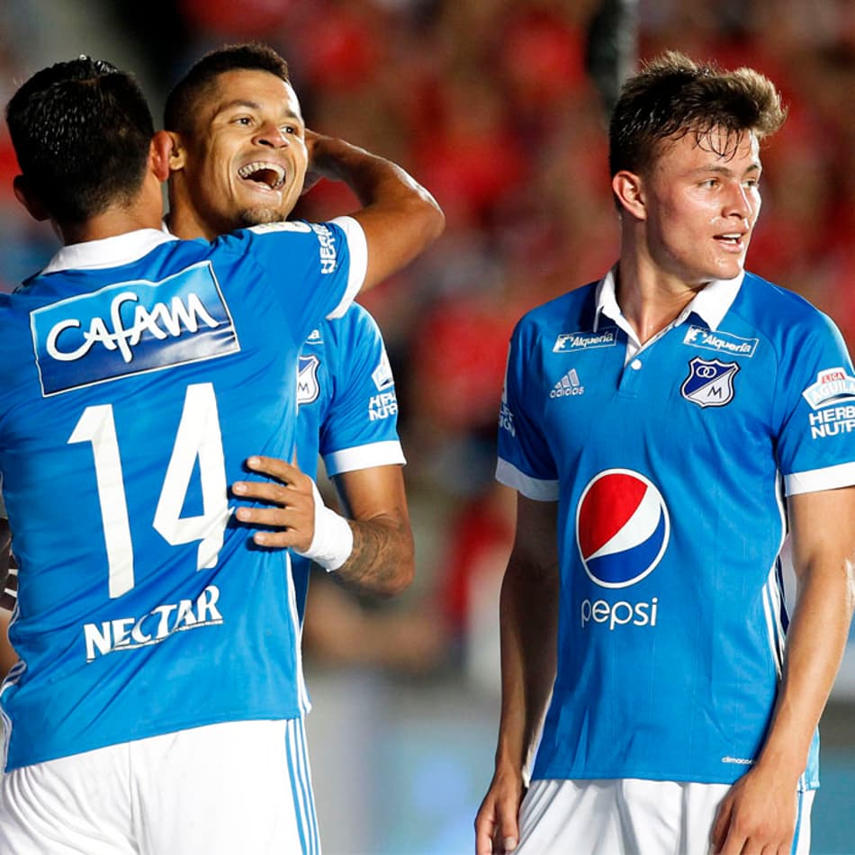 Millonarios e Santa Fe abrem vantagem na semifinal do Campeonato Colombiano