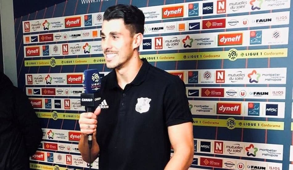 Brasileiro do Amiens quer vitória diante do vice-líder do francês
