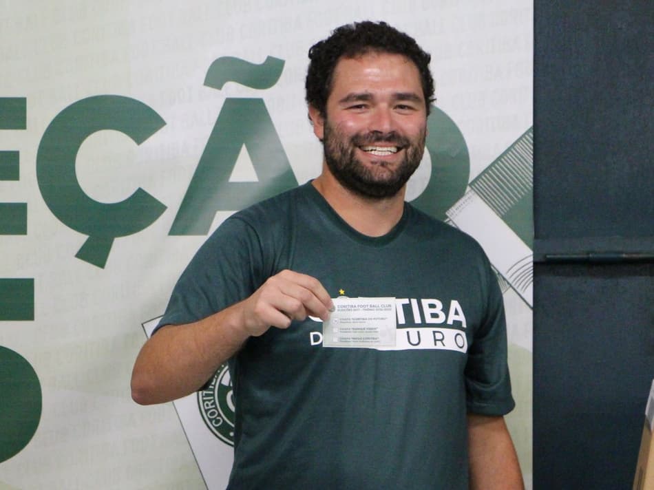 Novo presidente foi eleito com 1070 votos
