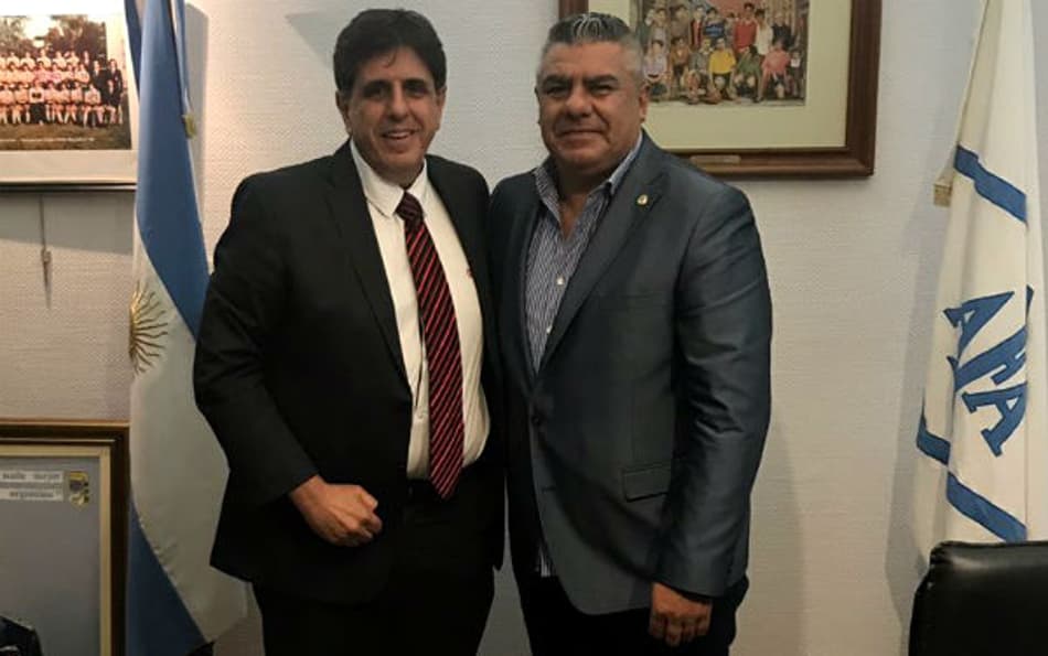 Diplomacia: Vice do Flamengo aproveita final para visitar presidente da AFA