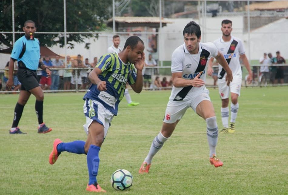 Zagueiro criado nas divisões de base do São Paulo é mais uma novidade no time sub-23 do Vasco
