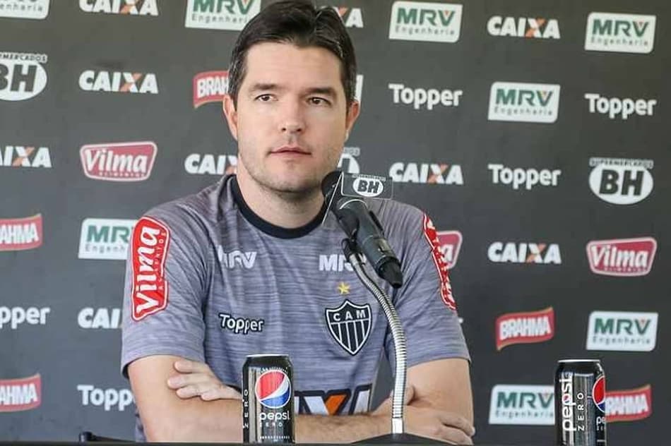 Lista de demissões no Galo aumenta e Diogo Giacomini dá adeus à base