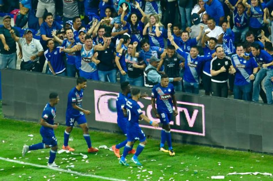Com goleada, Emelec abre grande vantagem na final do equatoriano