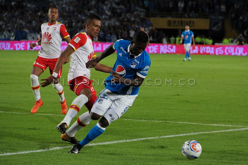 Millonarios vence Santa Fe e fica perto do título na Colômbia