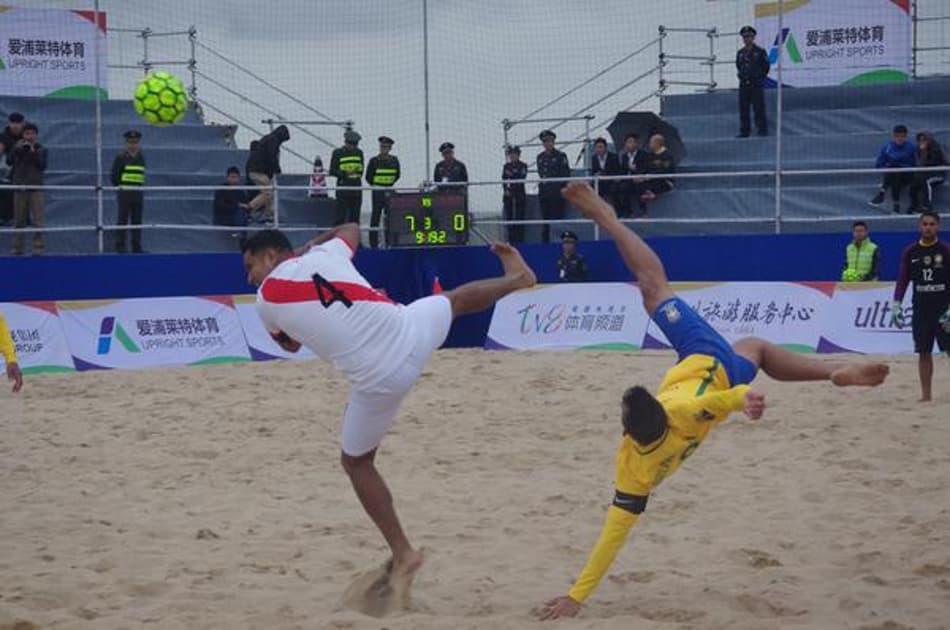 Brasil goleia Peru e conquista o título do Grand Prix Internacional