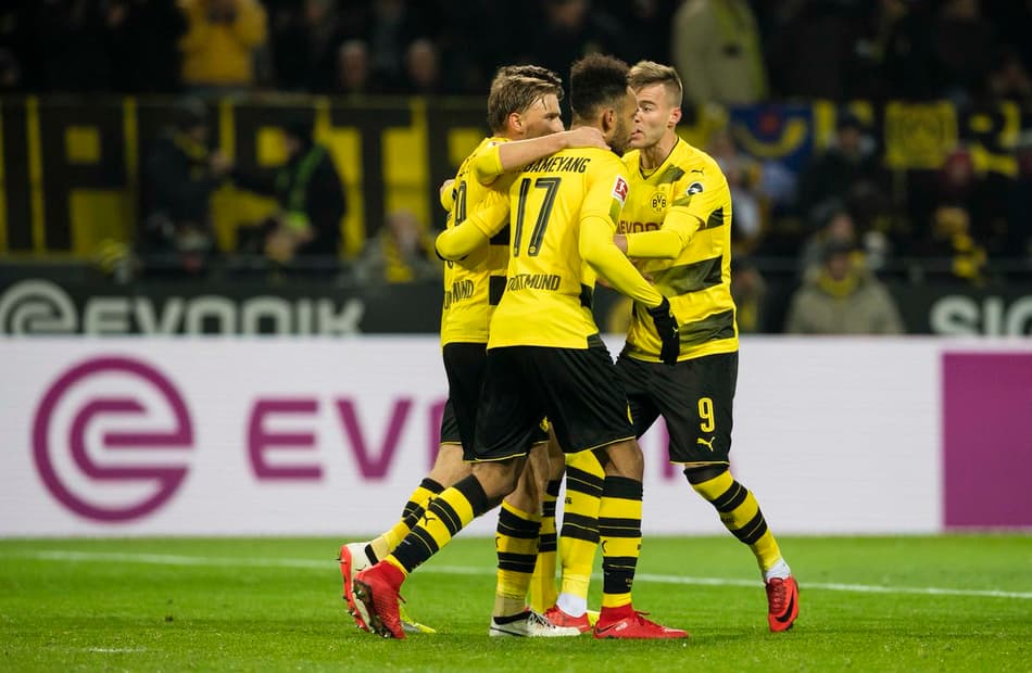 Borussia Dortmund vira no fim e bate Hoffenheim pelo Alemão