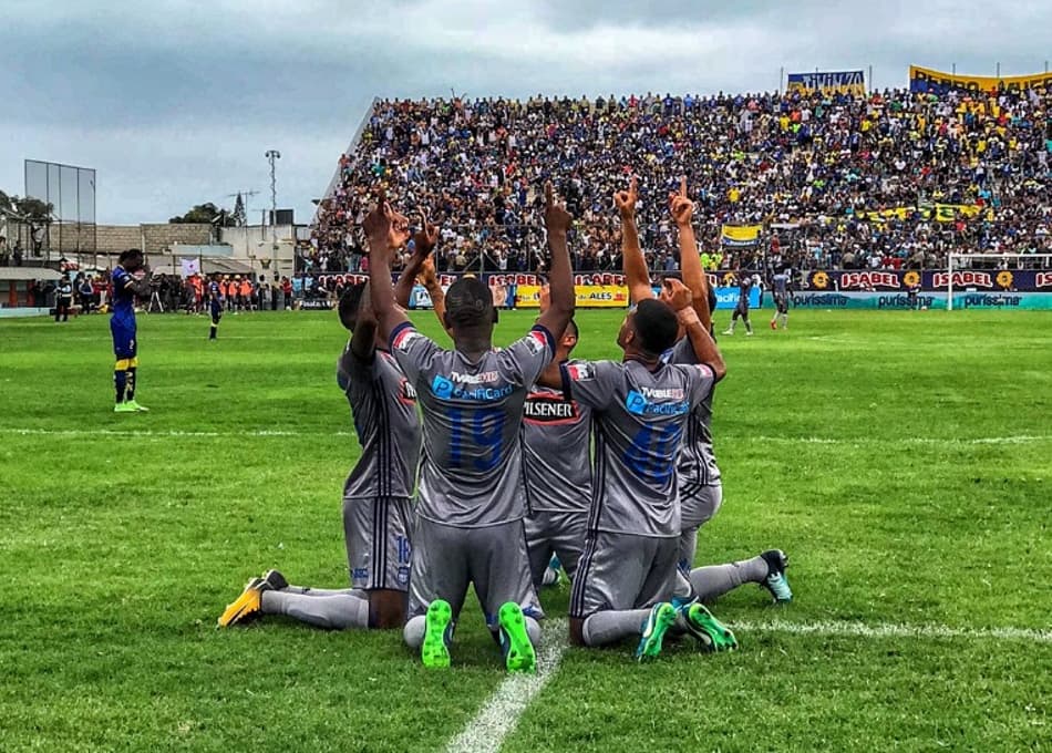 Delfín domina futebol do Equador em 2017, mas Emelec espantou a zebra no apagar das luzes