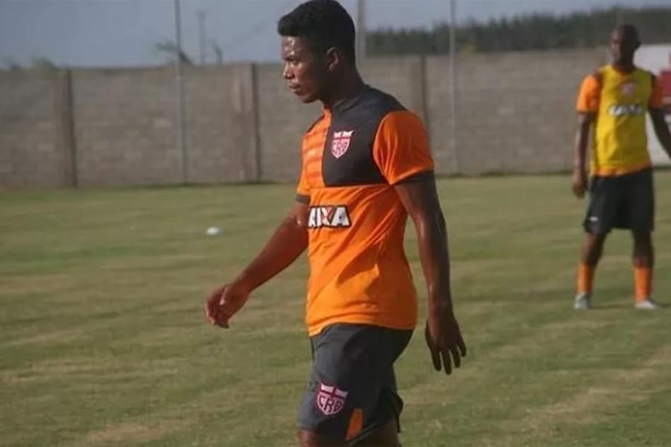 Santa Cruz acerta com o primeiro reforço da temporada 2018