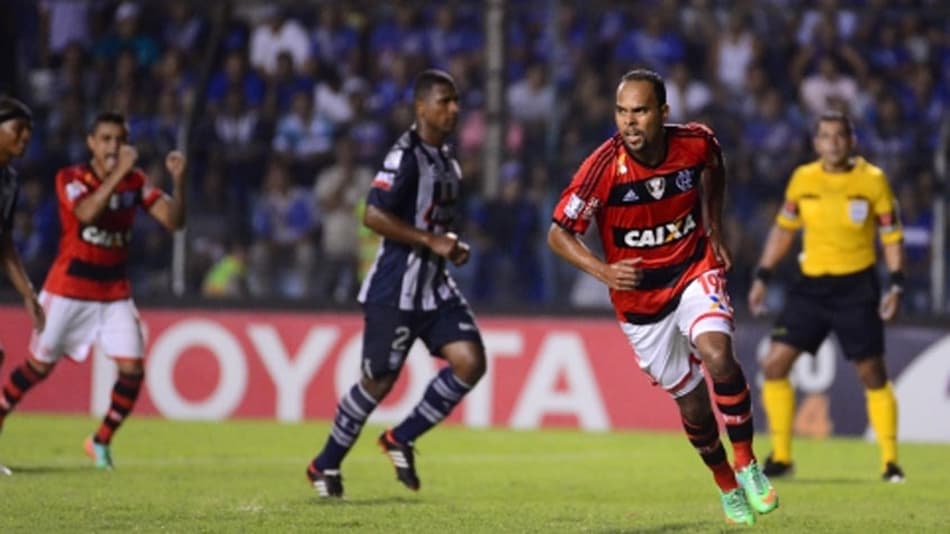 Números da Bola: Flamengo tem retrospecto positivo contra o Emelec em jogos pela Libertadores