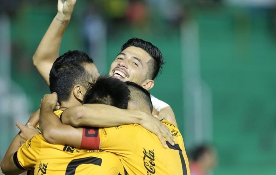 Destroyers segura empate valioso e, enfim, retorna a elite na Bolívia