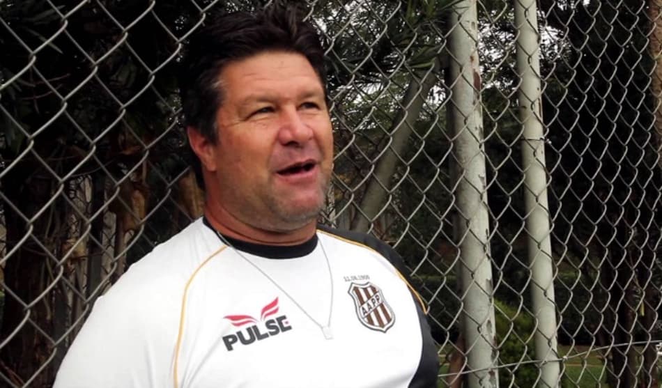Preparador de goleiros da Ponte Preta deixa equipe em 2018