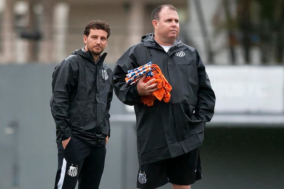 Santos anuncia saídas de Elano e Marcelo Fernandes