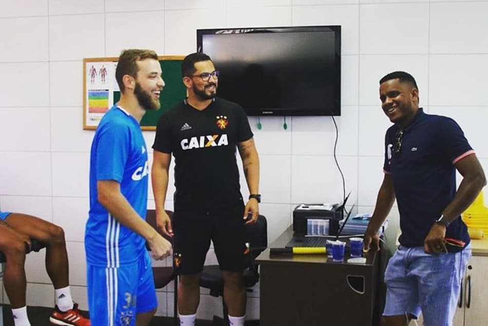 Rithely ataca Sport sobre ausência na reapresentação da pré-temporada