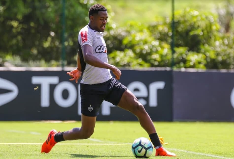Roger Bernardo acredita em avanço com a camisa do Atlético-MG