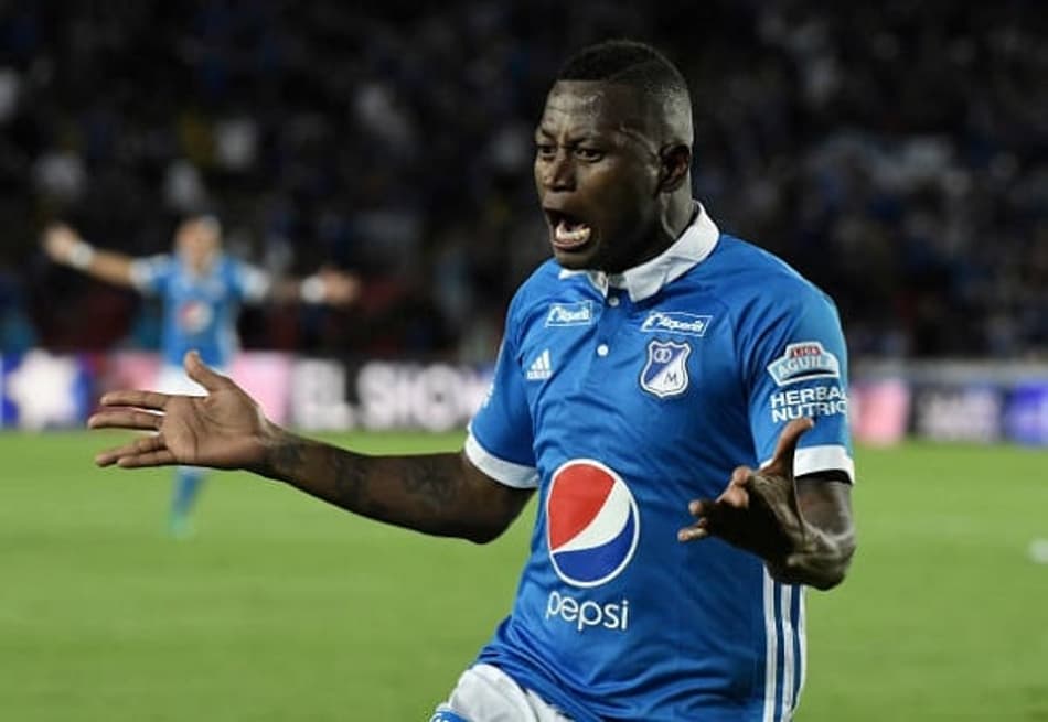 Perto do Vasco, Riascos terminou 2017 como campeão e vice-artilheiro no Millonarios