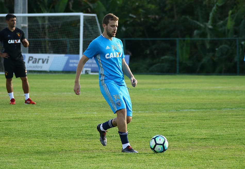 “Esse ano eu quero ter mais oportunidades e corresponder”, afirma jogador do Sport