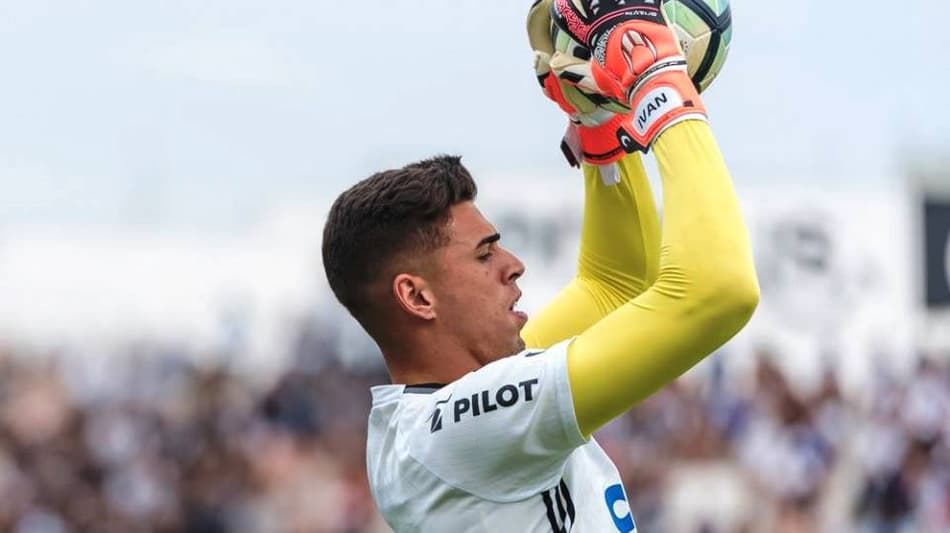 Ivan briga por vaga de titular no gol da Ponte Preta