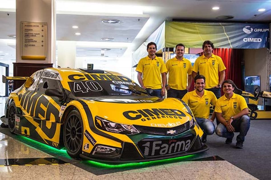 STOCK CAR: Cimed Racing apresenta novo carro para 2018
