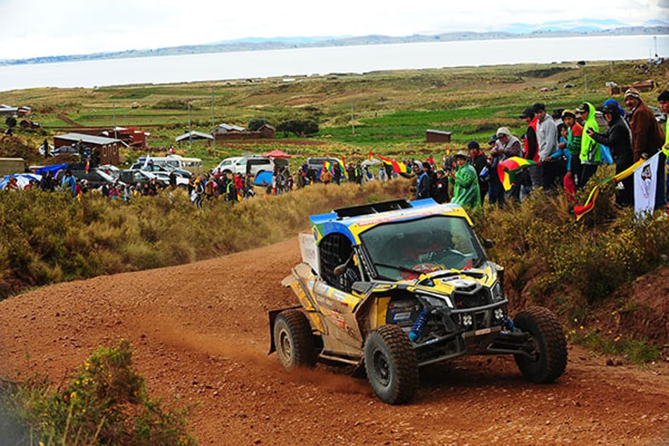 Dakar: Brasileiros ganham mais uma etapa entre os UTVs
