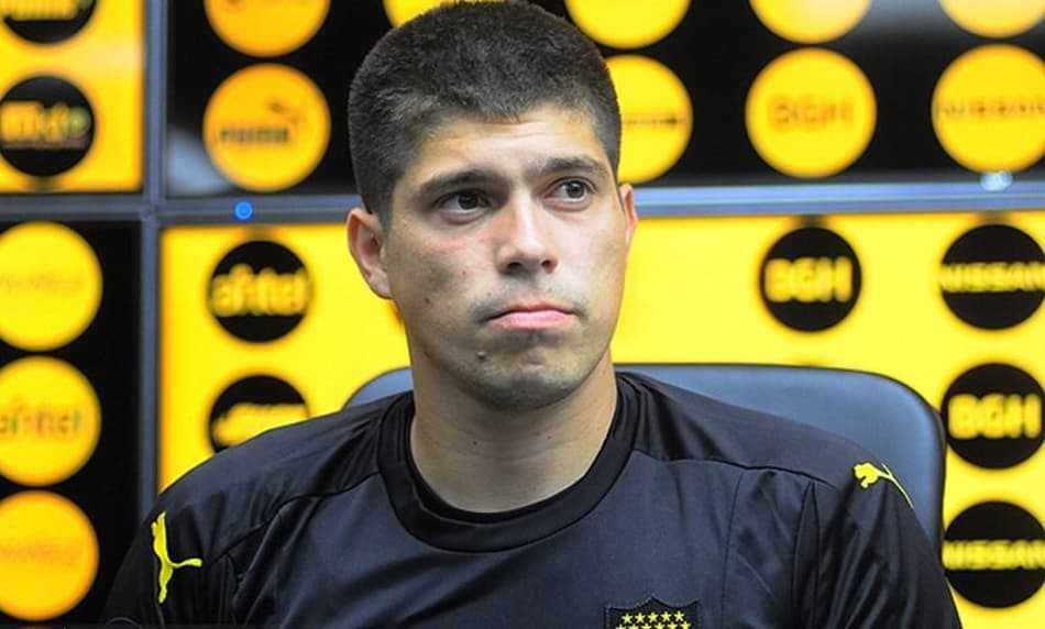 Goleiro do Peñarol admite ansiedade antes da renovação contratual