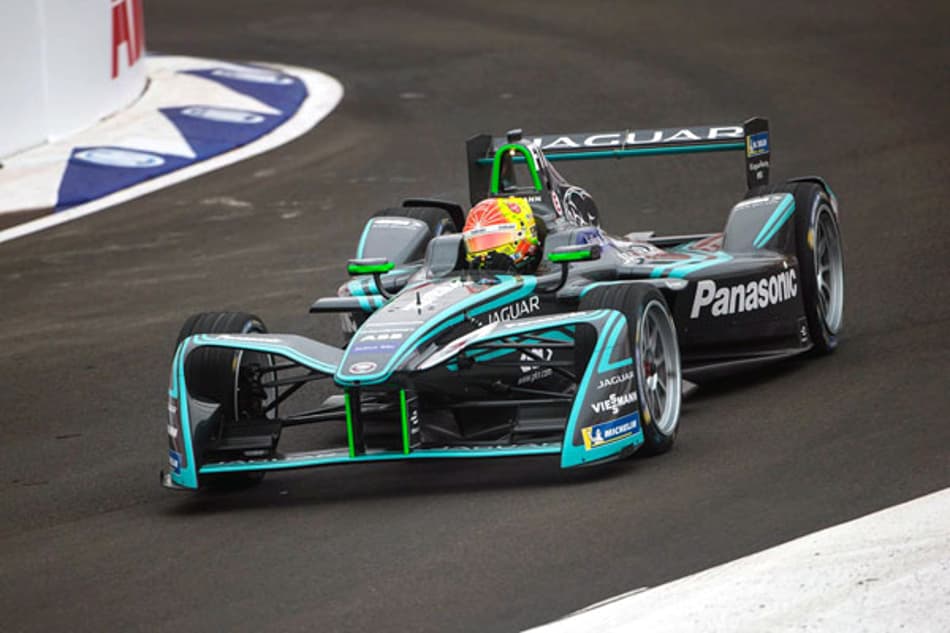 Pietro Fittipaldi é destaque em teste da Fórmula E no Marrocos