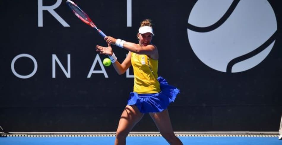 Bia Maia quer agressividade para derrotar top 10 no Australian Open