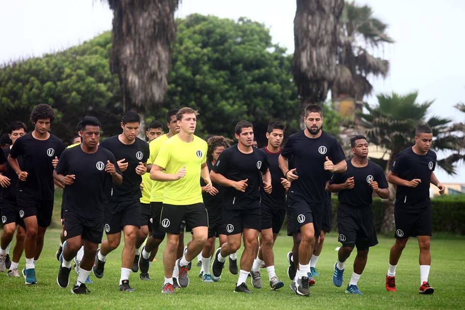 "Noche Crema" será grande teste do Universitario antes da Pré-Libertadores
