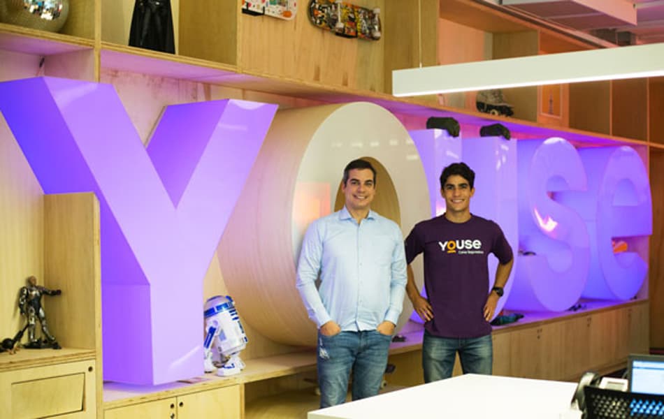 Youse é a nova patrocinadora do piloto Sérgio Sette Câmara