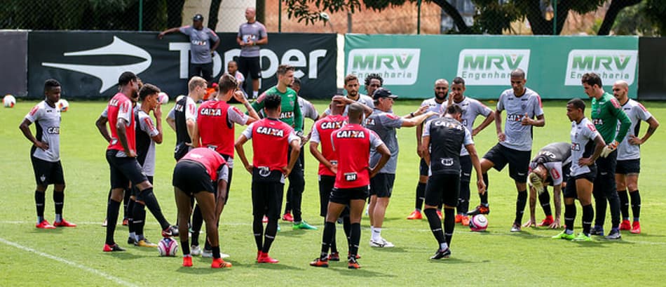 Oswaldo define time que vai estrear no Campeonato Mineiro