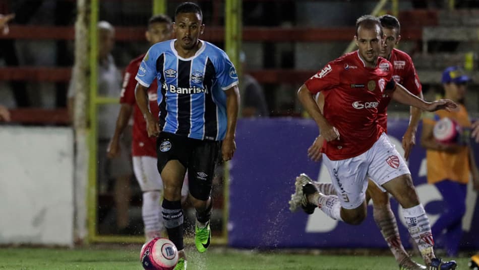 Para manter a ponta, Grêmio joga de novo na Arena, agora contra o São Luiz
