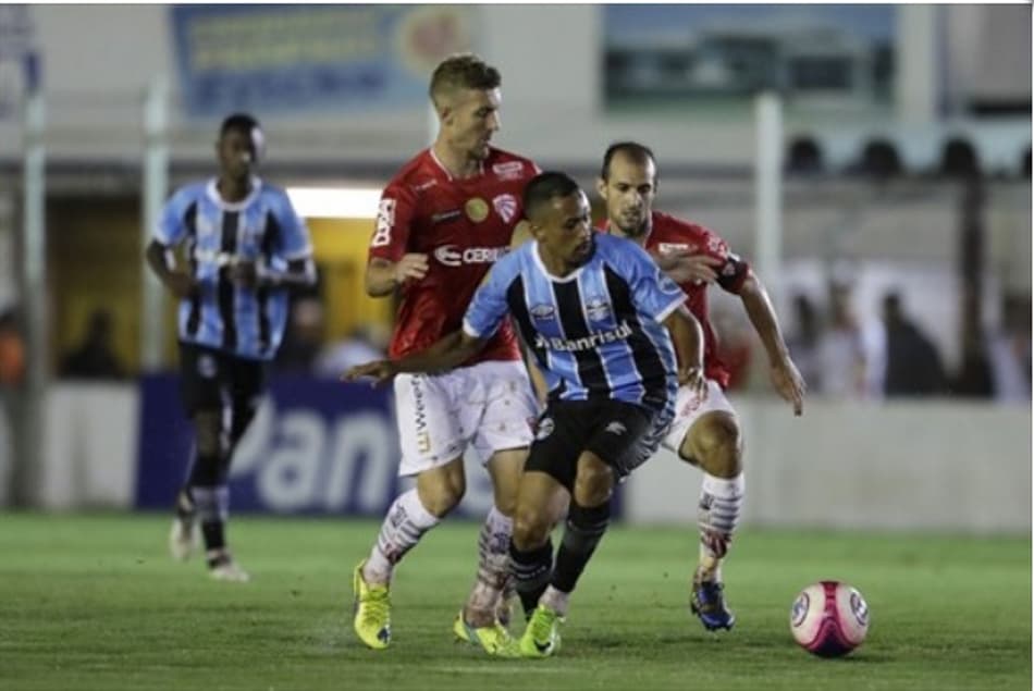 Matheus Henrique lamenta gol sofrido nos minutos finais: "Foi triste"