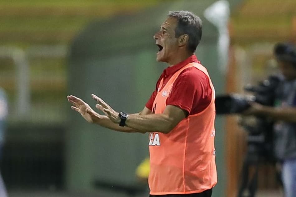 Blog Resenha: Fla tem tudo para sobrar no Carioca. E sem esforço