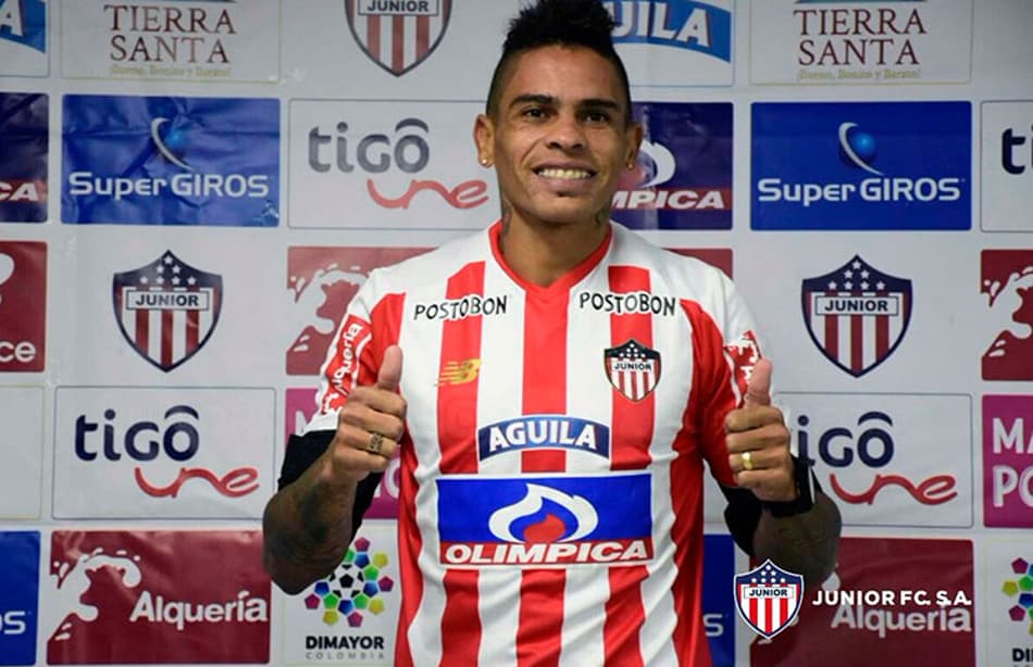 Algoz de brasileiros na Libertadores é apresentado no Junior Barranquilla