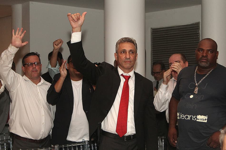 Campello é eleito novo presidente do Vasco para os próximos três anos. Veja a seguir imagens da eleição