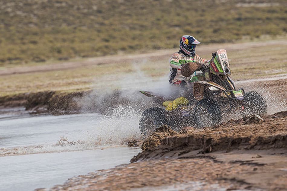 Dakar: Casale é bicampeão nos quadriciclos; Medeiros conquista a 4ª colocação