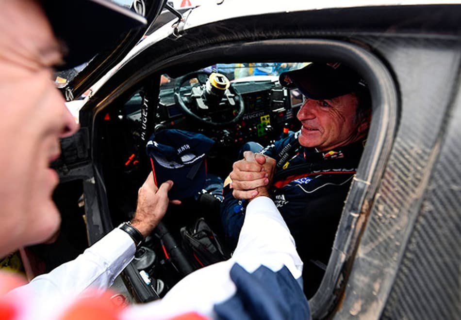 Dakar: Carlos Sainz é bicampeão entre os carros