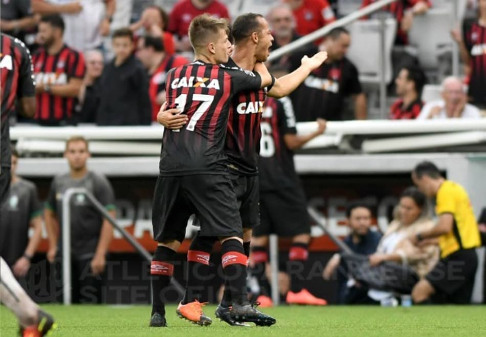 Atlético-PR estreia com vitória no Campeonato Paranaense de 2018