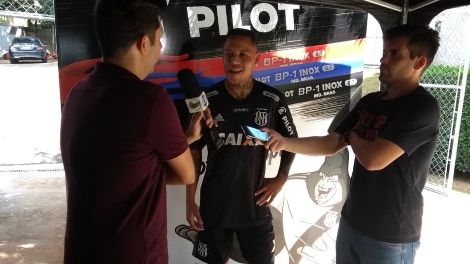 Reforço da Ponte Preta, Orinho é apresentado em Campinas
