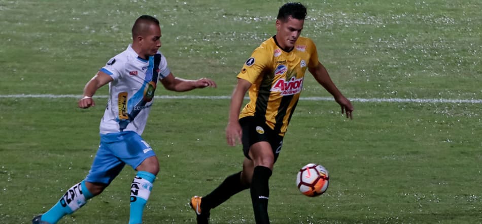 Deportivo Táchira intensifica preparação para duelo na Libertadores