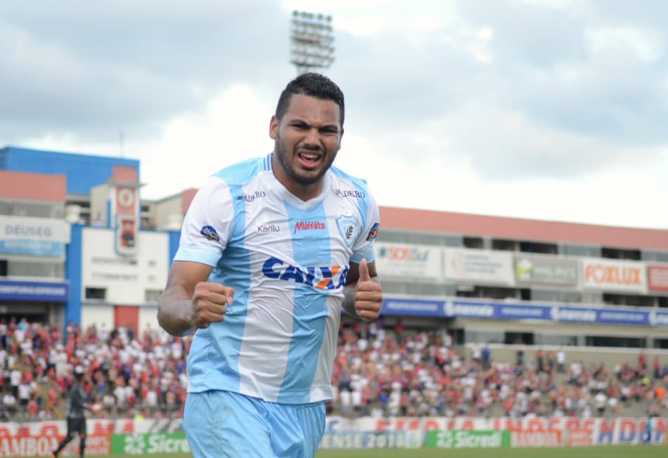 Paraná vacila, cede empate para o Londrina e continua sem vencer no Estadual