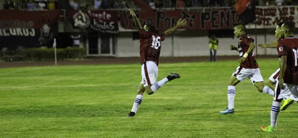 Golaço de atleta da Portuguesa marca 1ª rodada do Apertura na Venezuela