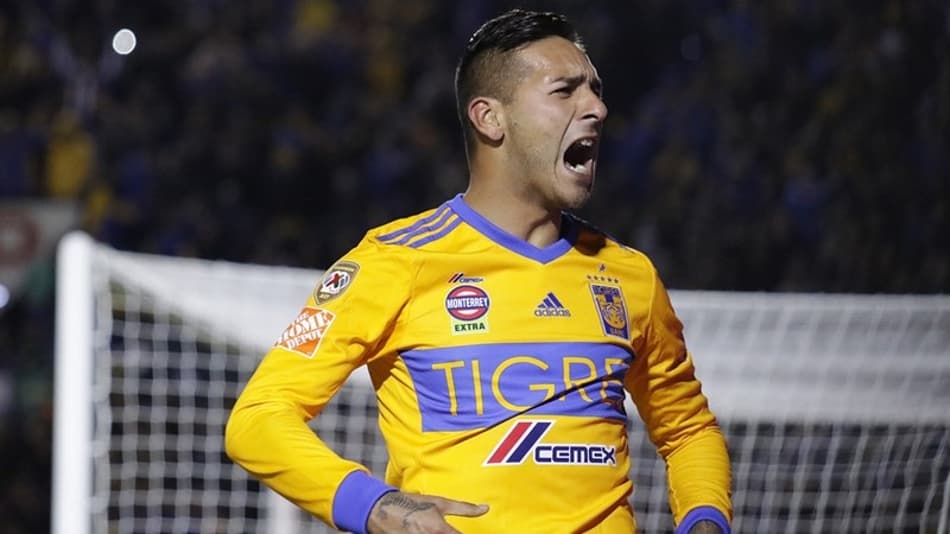 Após quase sair do clube, Ismael Sosa vira titular absoluto no Tigres
