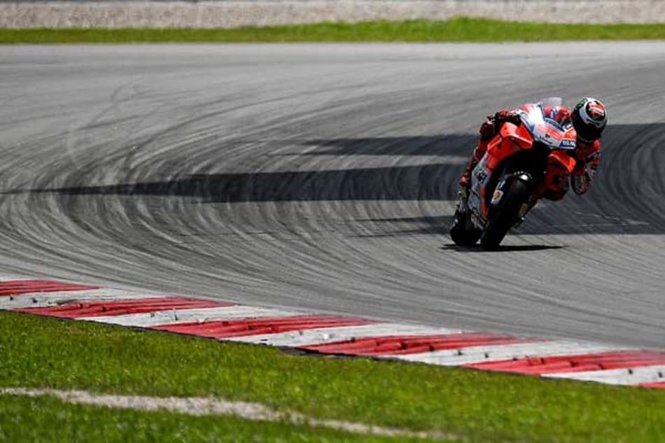 Jorge Lorenzo termina a pré-temporada da MotoGP com volta recorde na Malásia
